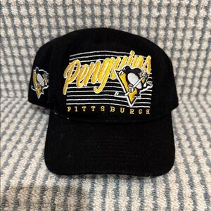NHL Pittsburgh Penguins Black and Yellow Youth Hat